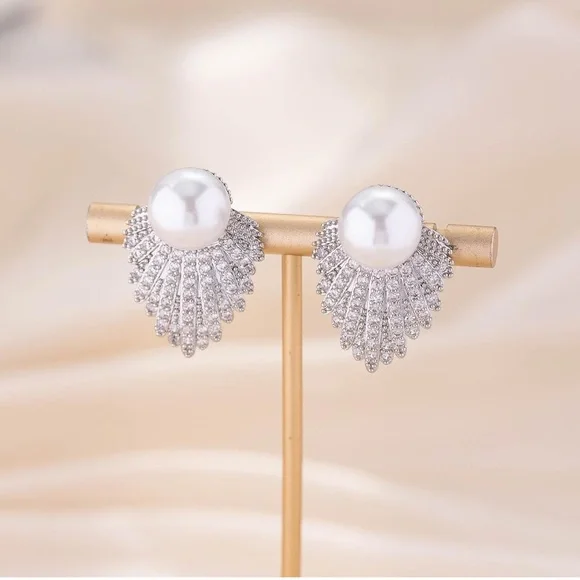 Pearl Cubic Zirconia Cluster Stud Earrings - Picture 5 of 6